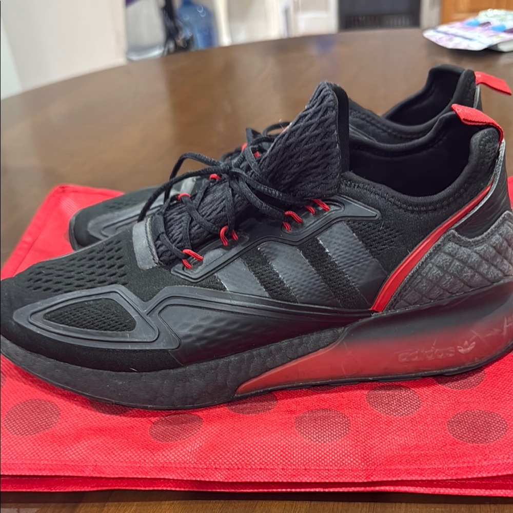 adidas Originals ZX 2K Boost Sneakers FZ4641 Black/Red 10 1/2